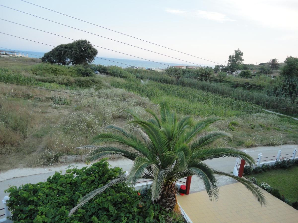 Vitaládes Virginia Apartments מראה חיצוני תמונה