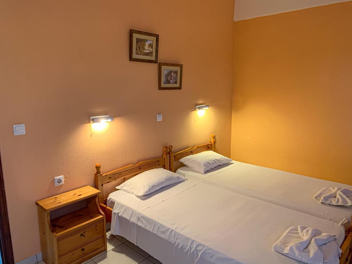 Vitaládes Virginia Apartments מראה חיצוני תמונה