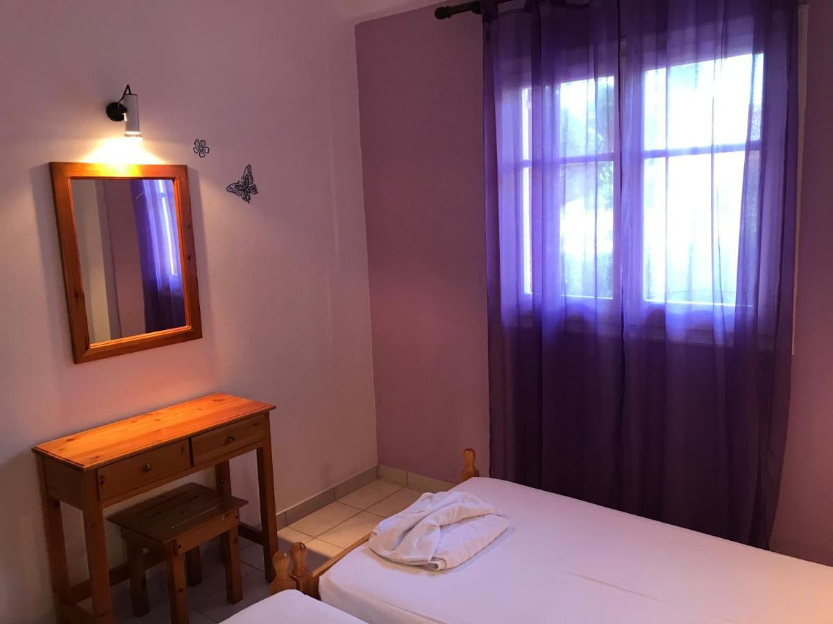 Vitaládes Virginia Apartments מראה חיצוני תמונה