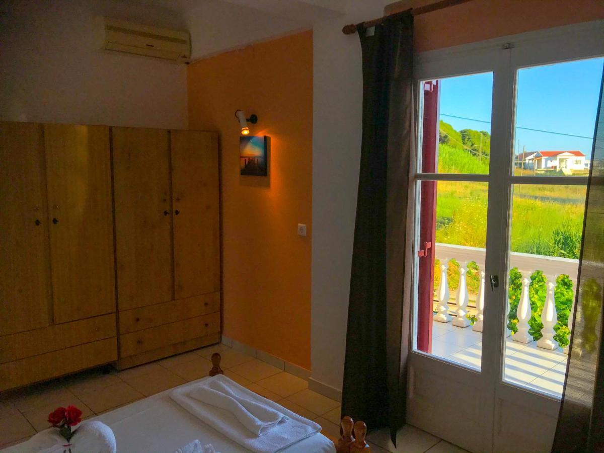 Vitaládes Virginia Apartments מראה חיצוני תמונה