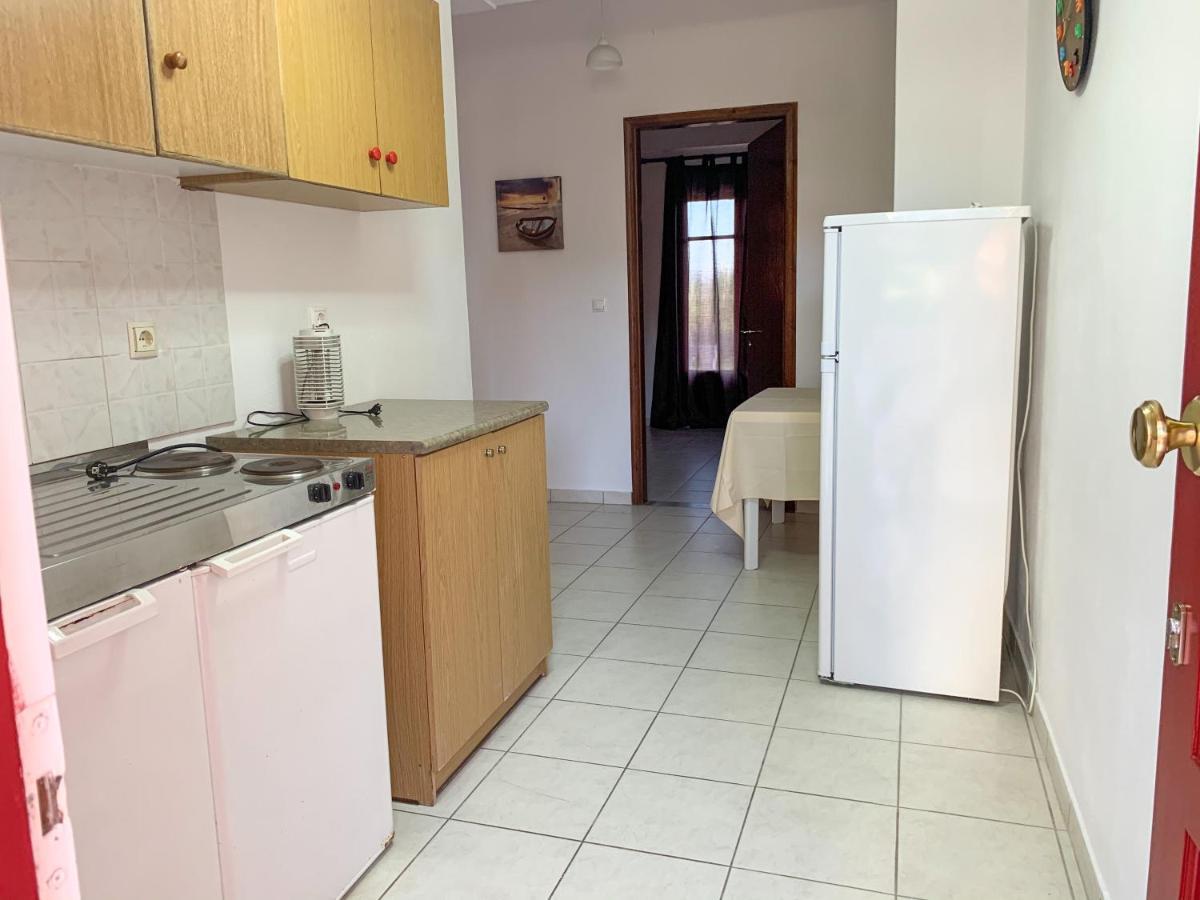 Vitaládes Virginia Apartments מראה חיצוני תמונה