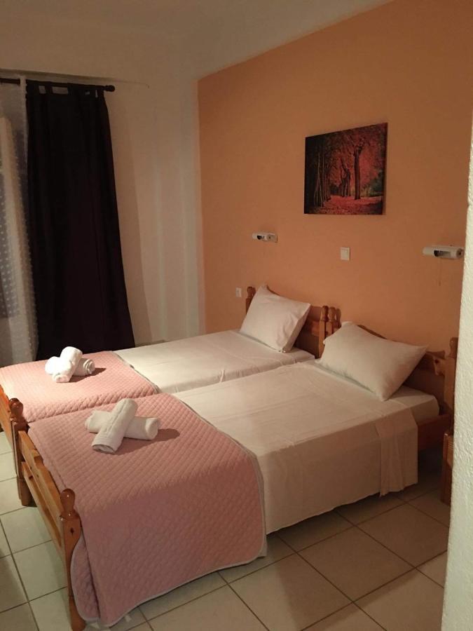 Vitaládes Virginia Apartments מראה חיצוני תמונה